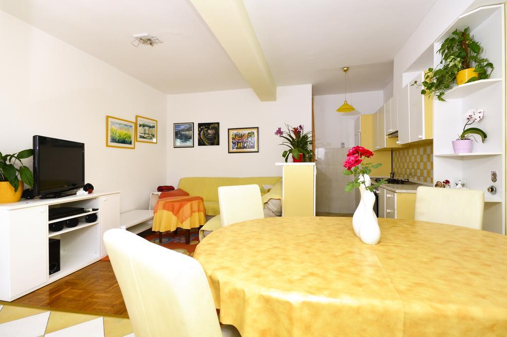 Apartmani Mira Drasnice Kültér fotó